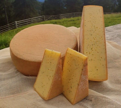 Formaggio Zirmkas Kreuzwiese Lüsen - Kreuzwiesenalm Lüsen