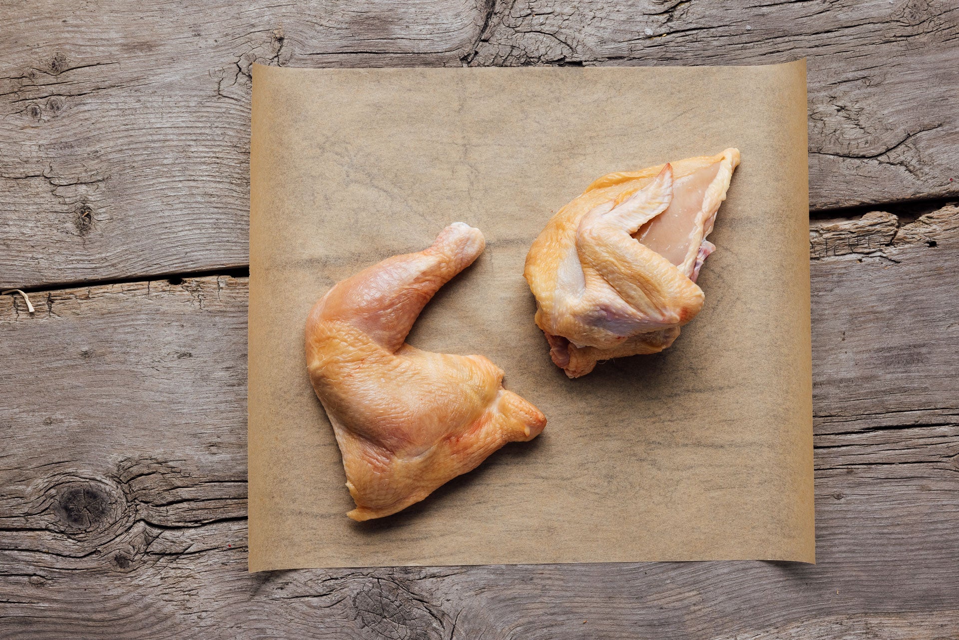 Halbes Huhn in zwei Viertel geteilt - Öbersthof Feldthurns